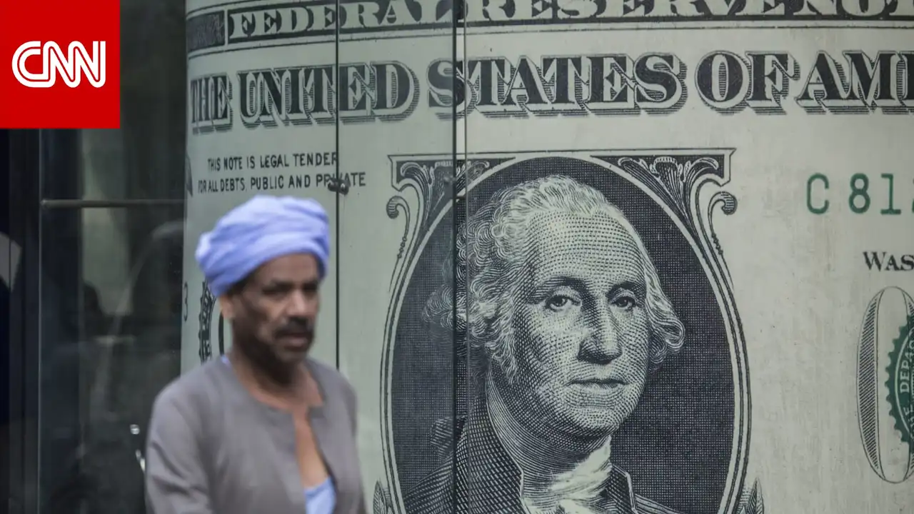 تراجع الدولار والذهب في مصر وسط هدوء التوترات الإقليمية
